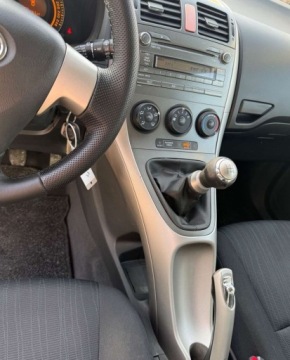 Toyota Auris I Hatchback 1.6 i 16V VVT-i 124KM 2008 Toyota Auris Toyota Auris 1.6 VVT-i Prestige Start 1.6 Benzyna 124KM, zdjęcie 9