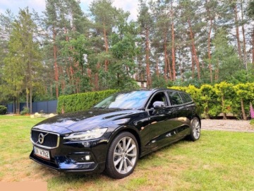 Volvo V60 II  2022 Volvo V60 T4 2.0 benz 190KM Geartronic Momentum Pro 2022r Mozliwa zamiana!, zdjęcie 24