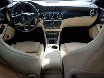 Mercedes CLA C117 2018 Mercedes-Benz CLA 2018 MERCEDES-BENZ CLA 250 2.0 Benzyna 221KM, zdjęcie 8