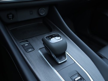 Nissan Qashqai III Crossover Facelifting 1.3 DIG-T MHEV 158KM 2025 Nissan Qashqai 1.3 DIG-T MHEV, 1. Właściciel, zdjęcie 12