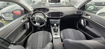 Peugeot 308 II Hatchback Facelifting 1.5 BlueHDI 130KM 2020 Peugeot 308 Automat 1.5 HDi 60.000km, zdjęcie 8