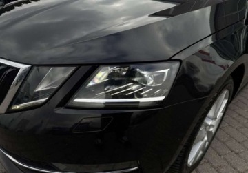 Skoda Octavia III Kombi Facelifting 2.0 TDI 184KM 2020 Skoda Octavia 4x4 2.0 TDI 184KM Style Kamera Czujniki Led Climatronic Podg, zdjęcie 31