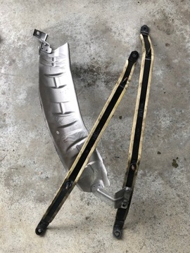 SUBARU LEGACY VI DRŽÁK DRŽÁKY NÁDRŽ PALIVA