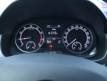 Skoda Fabia III Hatchback Facelifting 1.0 TSI 95KM 2020 Skoda Fabia 1.0 TSI, Salon Polska, Serwis ASO, zdjęcie 10