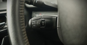 Peugeot 208 I Hatchback 5d Facelifting 1.2 PureTech 82KM 2017 Peugeot 208 (Nr.008) 1.2 82 KM Style Navi Klima Tempomat Parktronik Gwaran, zdjęcie 26