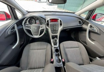 Opel Astra J Hatchback 5d 1.6 Twinport ECOTEC 115KM 2010 Opel Astra Opel Astra sport 1.6 Manual, 115 KM, 2010r 1.6 Benzyna 115KM, zdjęcie 7