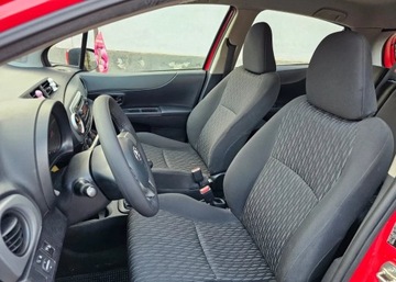 Toyota Yaris III Hatchback 5d Facelifting 1.0 VVT-i 69KM 2014 TOYOTA YARIS 1.0 69 KM, zdjęcie 3