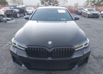 BMW Seria 5 G90-91 2023 BMW Seria 5 2023, 3.0L, od ubezpieczalni 3.0 Benzyna 335KM, zdjęcie 4