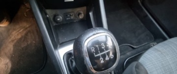 Kia Ceed II 2012 Kia Ceed 2012r, 1.6 Benzyna. Uszkodzone boki. Poobijany. Jezdzi 1.6 120KM, zdjęcie 8