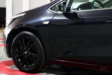 Kia Ceed II Kombi 1.6 GDI 135KM 2014 Kia Ceed 1.6 GDI Led Climatronic Podgrz.Fot.Kier.Drive Mode Temp.PDC Gwara, zdjęcie 31