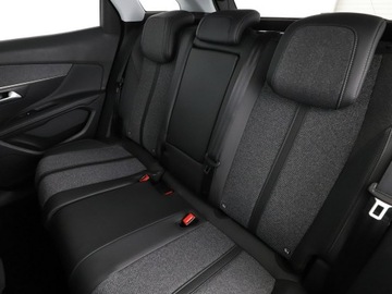 Peugeot 3008 II Crossover 1.2 PureTech 130KM 2020 Peugeot 3008 Automat Hak Navi Kamera cofania, zdjęcie 16