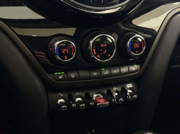 Mini Countryman F60 Crossover Facelifting 1.5  136KM 2023 MINI Countryman Cooper Classic Panorama ACC Kamera cofania CarPlay LED, zdjęcie 23