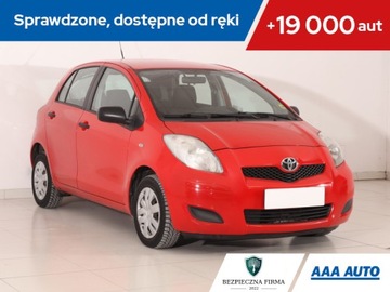 Toyota Yaris II Hatchback 5d 1.0 VVT-i 69KM 2010 Toyota Yaris 1.0 VVT-i, Salon Polska, Serwis ASO