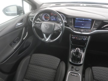Opel Astra K Sports Tourer 1.6 CDTI 160KM 2016 Opel Astra 1.6 BiCDTI, Navi, Klima, Klimatronic, zdjęcie 6