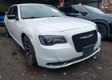 Chrysler 300C II 2019 Chrysler 300 Touring, V6, od ubezpieczalni 3.6 Benzyna 292KM, zdjęcie 1