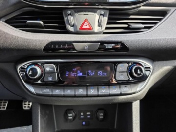 Hyundai i30 III Hatchback N 2.0 T-GDI 275KM 2019 HYUNDAI i30 FASTBACK N Performance 2.0l benzyna 275KM 67,980km w ASO, zdjęcie 14