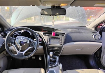 Honda Civic IX Hatchback 5d 2.2 i-DTEC 150KM 2012 Honda Civic 2012r 2.2.CDI. Uszkodzony przod. 2.2 Diesel 150KM, zdjęcie 5