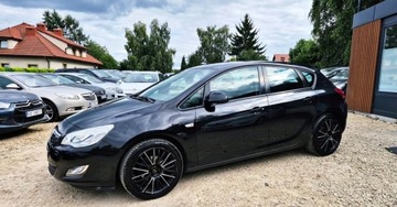 Opel Astra J Hatchback 5d 1.4 Turbo ECOTEC 120KM 2012 Opel Astra BENZYNA nawigacja 5 DRZWI PARKTRONIC okazja polecamy, zdjęcie 24