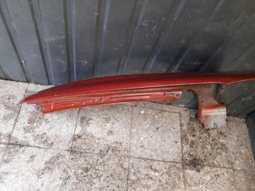 BLATNÍK PRAVÝ PŘEDNÍ MAZDA 323 ČERVENÝ