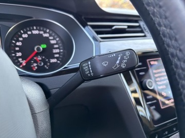 Volkswagen Passat B8 Variant Facelifting 2.0 TDI SCR 150KM 2022 Volkswagen Passat Business 2.0 TDI / 150 KM DSG Er, zdjęcie 25