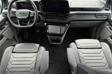 Ford Tourneo Custom II  L1 2.5 Plug-in Hybrid  232KM 2025 Tourneo Custom 340 L2H1 Titanium X PHEV CVT 2.5 232KM, zdjęcie 8