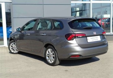 Fiat Tipo II Station Wagon 1.4 95KM 2019 Fiat Tipo 1.4 PB 95KM Mirror Salon PL Serwis ASO Gwarancja 1.4 Benzyna 95KM, zdjęcie 6