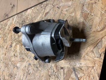 CHEVROLET CORVETTE C8 20R- ULOŽENÍ PŘEVODOVKY ŘAZENÍ 84675416