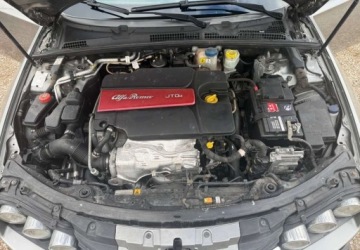 Alfa Romeo 159 Sportwagon 2.0 JTDM 16v 170KM 2010 Alfa Romeo 159 Alfa Romeo 159 2.0 JTDM 16V DPF Turismo 2.0 Diesel 170KM, zdjęcie 17