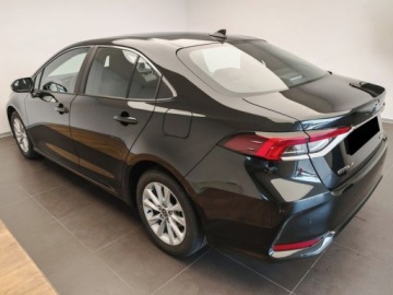 Toyota Corolla XII Sedan Facelifting 1.8 Hybrid 140KM 2025 Od ręki - Comfort 1.8 Hybrid 140KM | Podgrzewane fotele!, zdjęcie 3