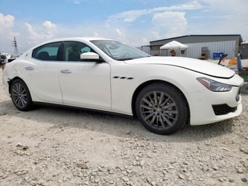 Maserati Ghibli III 2020 Maserati Ghibli 2020 Maserati Ghibli 3.0 Benzyna 345KM, zdjęcie 2