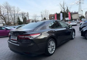 Toyota Camry IX Sedan 2.5 Hybrid Dynamic Force 218KM 2020 Toyota Camry salon Polska, Head-Up, FV-VAT 23, 1 rej 21r. 2.5 Hybryda, zdjęcie 26