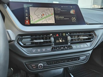 BMW Seria 1 F70 2024 BMW 118 BMW 118i Przebieg: 7600km!! 2024Salon Pols, zdjęcie 15
