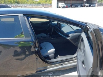 Toyota Prius V (XW60) 2024 Toyota Prius Le 2024 2.0 Hybryda 150KM, zdjęcie 9