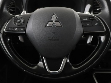 Mitsubishi Outlander III SUV Facelifting 2017 2.0 150KM 2019 Mitsubishi Outlander Diamant Edition+ Klimatronik, zdjęcie 20