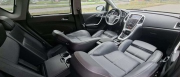 Opel Astra J Hatchback 5d 1.6 Turbo ECOTEC 180KM 2009 Opel Astra Opel Astra 1.6 Turbo Cosmo 1.6 Benzyna 180KM, zdjęcie 18