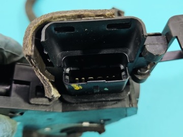 ZÁMEK PŘEDNÍ LEVÝ RENAULT FLUENCE EVROPA 6 PIN