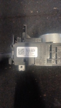 PÁČKY POD VOLANT VW T6 7E0 953 503 CP 7E0953503CP