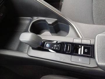 Toyota C-HR II SUV 1.8 Hybrid 140KM 2024 Toyota C-HR 1.8 Hybrid Comfort 1.8 Hybrid Comfort, zdjęcie 25