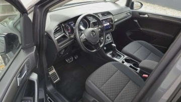 Volkswagen Touran III 2.0 TDI 150KM 2020 Volkswagen Touran 2,0 TDI 150 KM NAVI Full LED automat 7 osob OPLACONY, zdjęcie 5