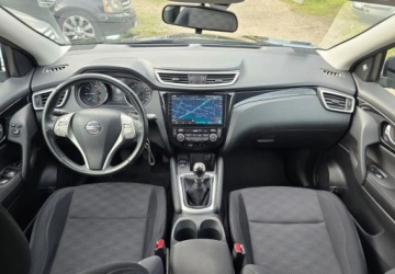 Nissan Qashqai II Crossover 1.2 DIG-T 115KM 2016 Nissan Qashqai Nissan Qashqai 1.2 DIG-T Acenta 1.2 Benzyna 115KM, zdjęcie 17