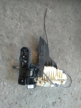 MERCEDES CL W216 C216 W221 ZÁMEK DVEŘE PRAVÝ PŘEDNÍ