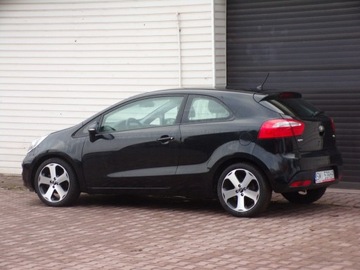 Kia Rio III Hatchback 3d 1.2 DOHC CVVT 85KM 2012 Kia Rio KLIMATRONIC LED, zdjęcie 13