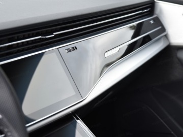 Audi Q7 II SUV Facelifting  3.0 45 TDI 231KM 2025 AUDI Q7 45 TDI quattro S Line Suv 3.0 (231KM) 2025, zdjęcie 15