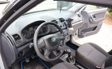 Skoda Fabia II Hatchback Facelifting 1.6 TDI CR DPF 90KM 2013 Skoda Fabia Super stan, Spalanie 4,2100 km GWARANCJA 1.6 Diesel 90KM, zdjęcie 5