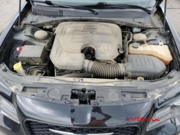 Chrysler 300C II 2019 Chrysler 300 2019 r., 3,6L 300 4X4 3.6 Benzyna 292KM, zdjęcie 10