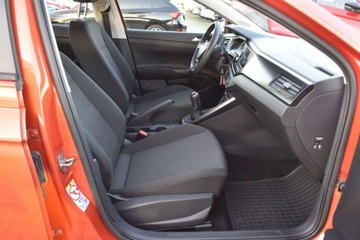 Volkswagen Polo V Hatchback 3d Facelifting 1.0 75KM 2017 Volkswagen Polo SalonPL 75KM MPI Trendline Pakiety Czujniki x2 Klimatyzajc, zdjęcie 31