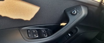 Audi A6 C7 Avant Facelifting 2.0 TDI ultra 190KM 2015 Audi A6 Avant Serwis AudiNaviKameraPrzebieg wpisuje na fakturzeOrg.lakier1, zdjęcie 29