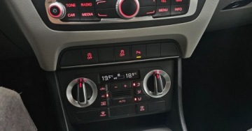 Audi Q3 I 2013 Audi Q3 2.0 TDI 150 , 156,299 km Nowe opony 4 szt 2.0 Diesel 150KM, zdjęcie 4