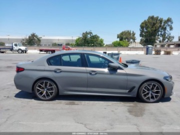 BMW Seria 5 G30-G31 2021 BMW Seria 5 540i 2021 3.0l 3.0 Benzyna 335KM, zdjęcie 6