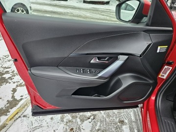 Peugeot 2008 II SUV 1.2 PureTech 130KM 2020 Peugeot 2008 1,2 benzyna 130KM nawigacja led, zdjęcie 13